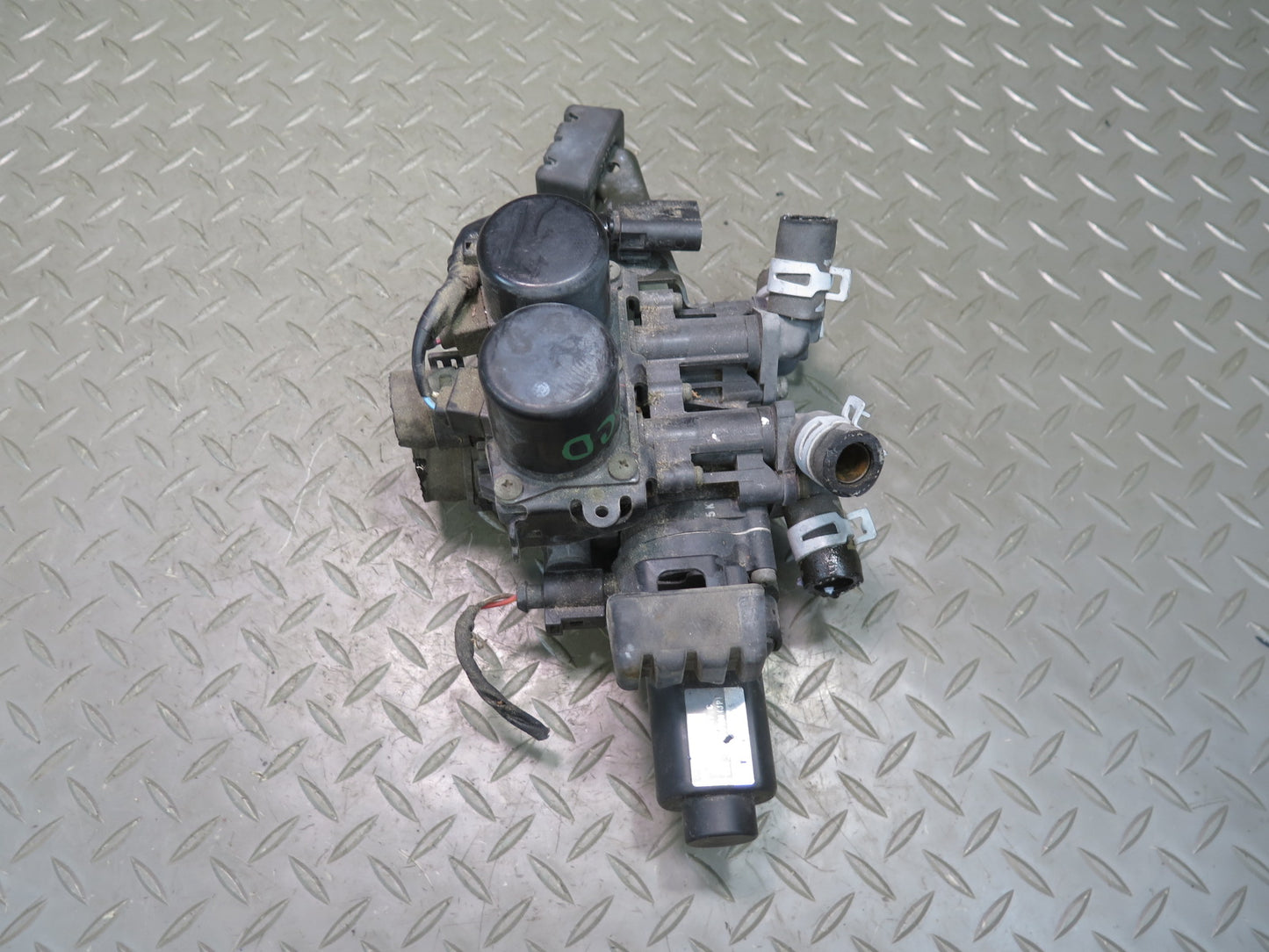 2006-2012 Bentley Flying Spur Hvac A/C Heater Coolant Solenoid Control Valve