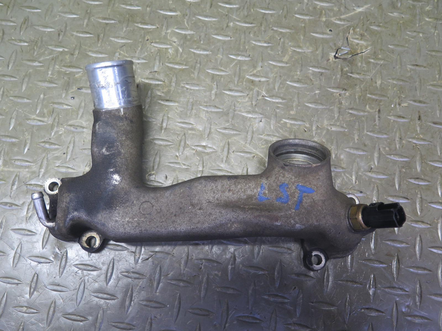 98-00 Lexus UCF20 LS400 1UZFE Set of 2 Engine Coolant Water Bypass Line Tube OEM
