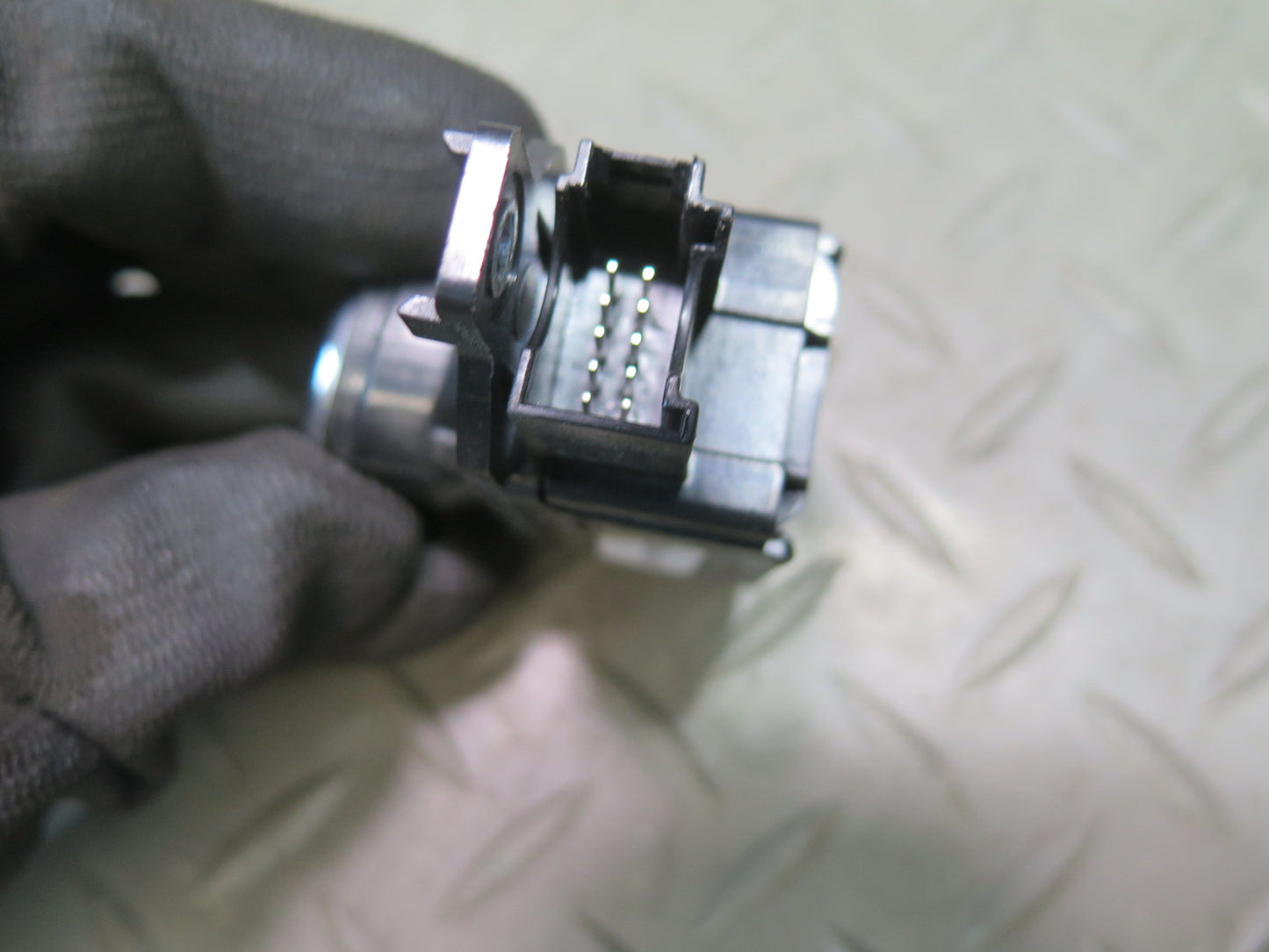 2006-2012 Bentley Flying Spur Engine Start Stop Ignition Button Switch