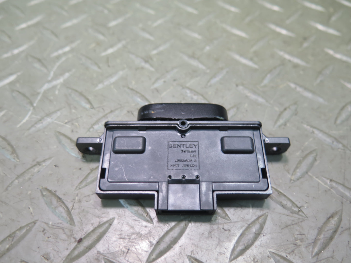 2006-2012 Bentley Flying Spur Center Dashboard Temperature Button Switch