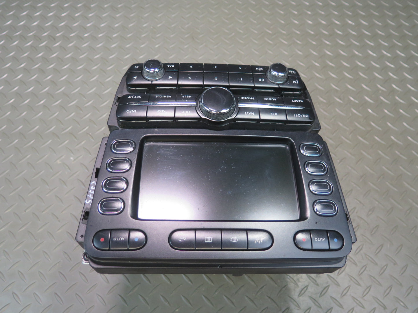 2006 Bentley Flying Spur Audio Radio Navigation Head Unit Receiver