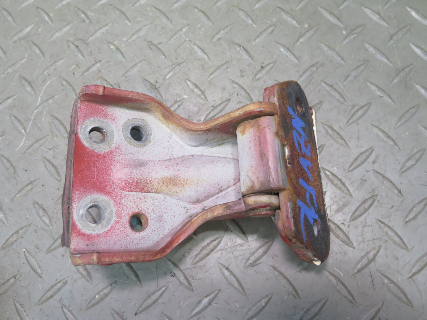 84-86 Nissan 300ZX Z31 Set of 4 Left & Right Upper & Lower Door Hinge RED OEM