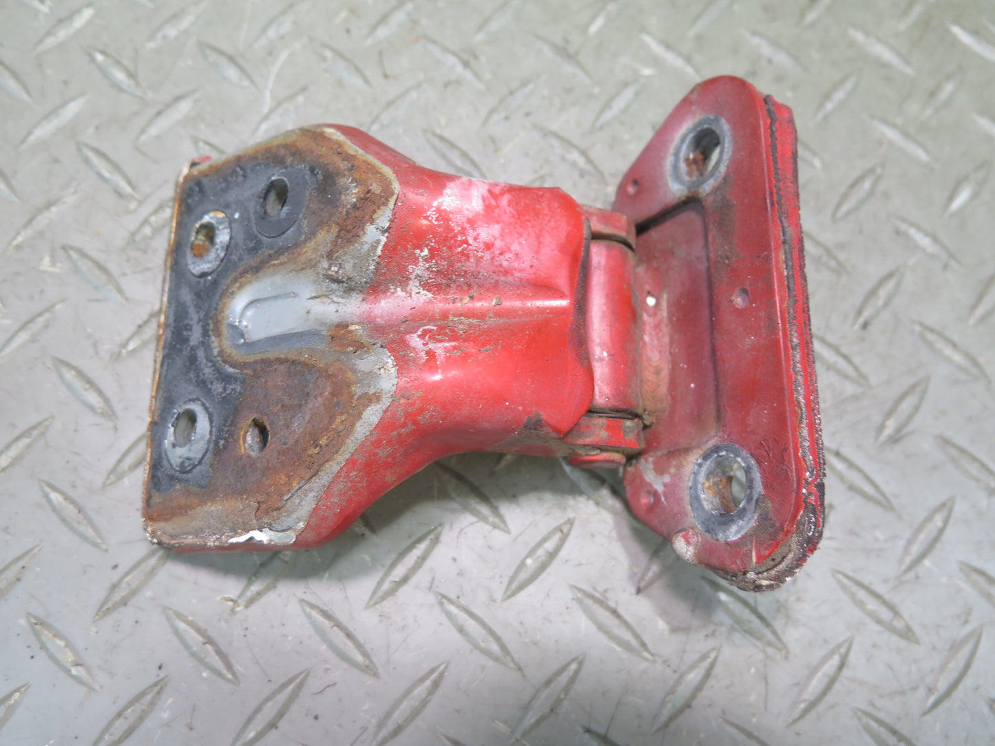84-86 Nissan 300ZX Z31 Set of 4 Left & Right Upper & Lower Door Hinge RED OEM