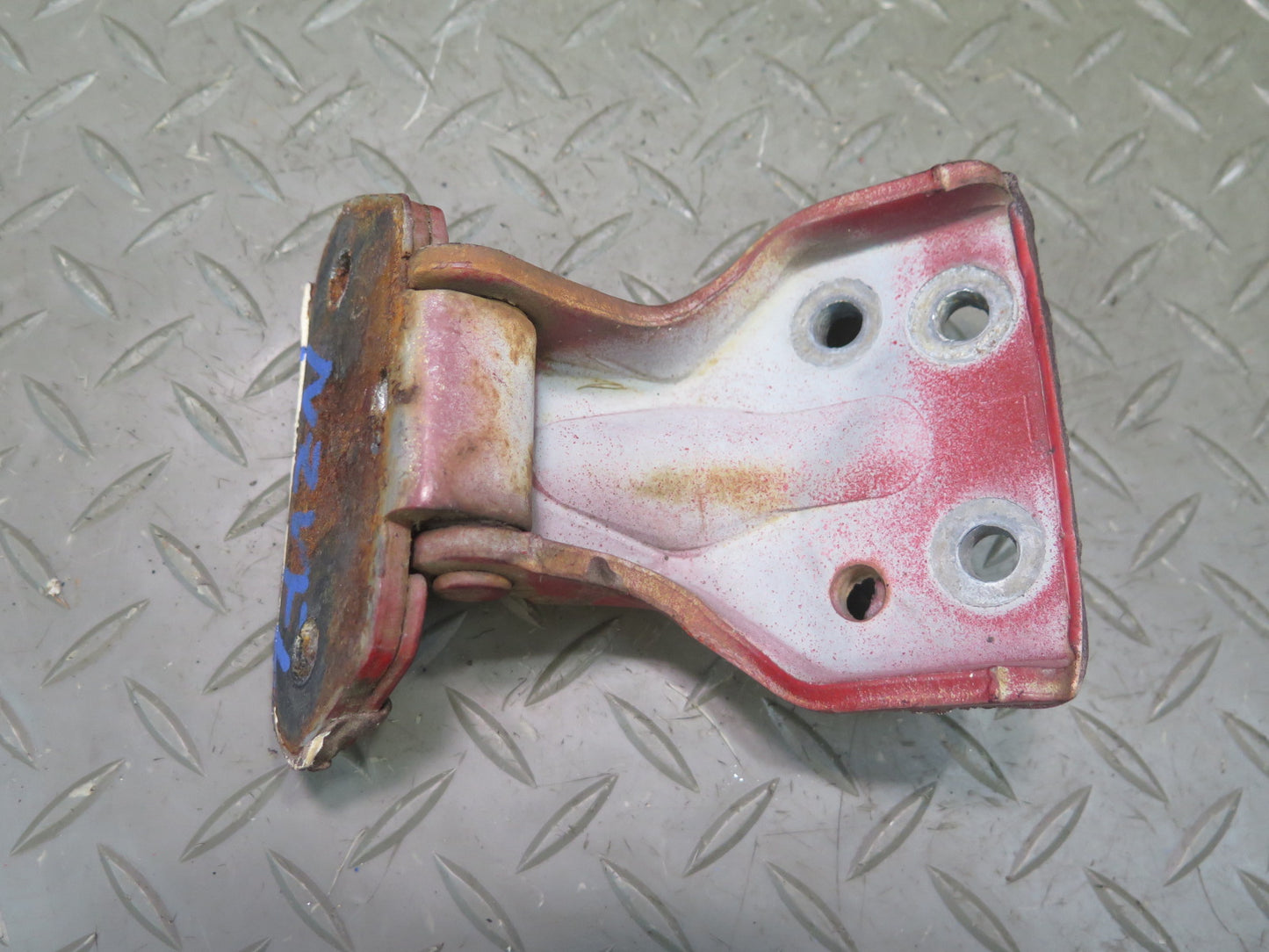 84-86 Nissan 300ZX Z31 Set of 4 Left & Right Upper & Lower Door Hinge RED OEM