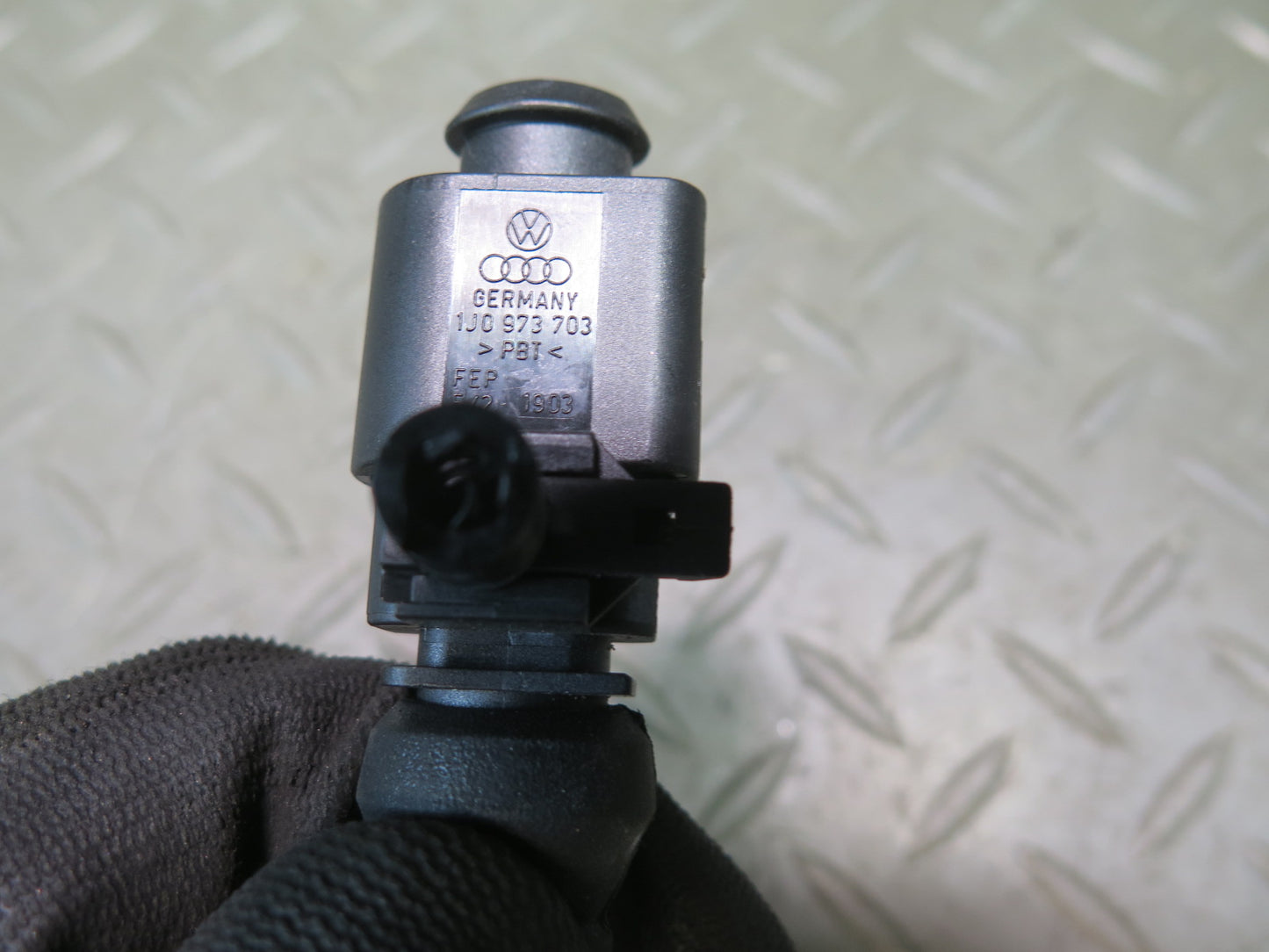 2006-2012 Bentley Flying Spur Suspension Acceleration Speed Sensor