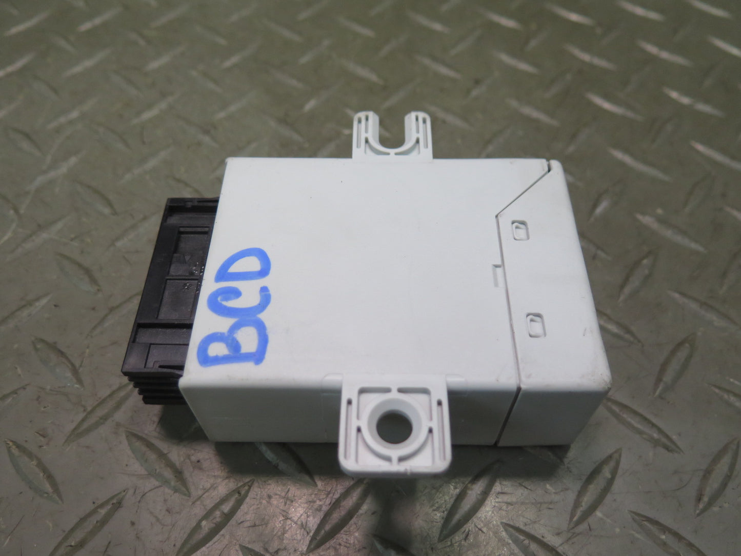 2006-2012 Bentley Flying Spur TPMS Tire Pressure Control Module Unit 3W7907273
