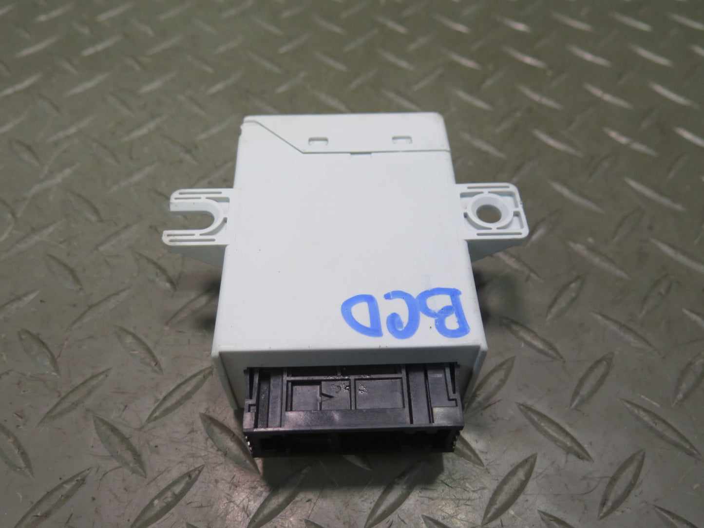 2006-2012 Bentley Flying Spur TPMS Tire Pressure Control Module Unit 3W7907273