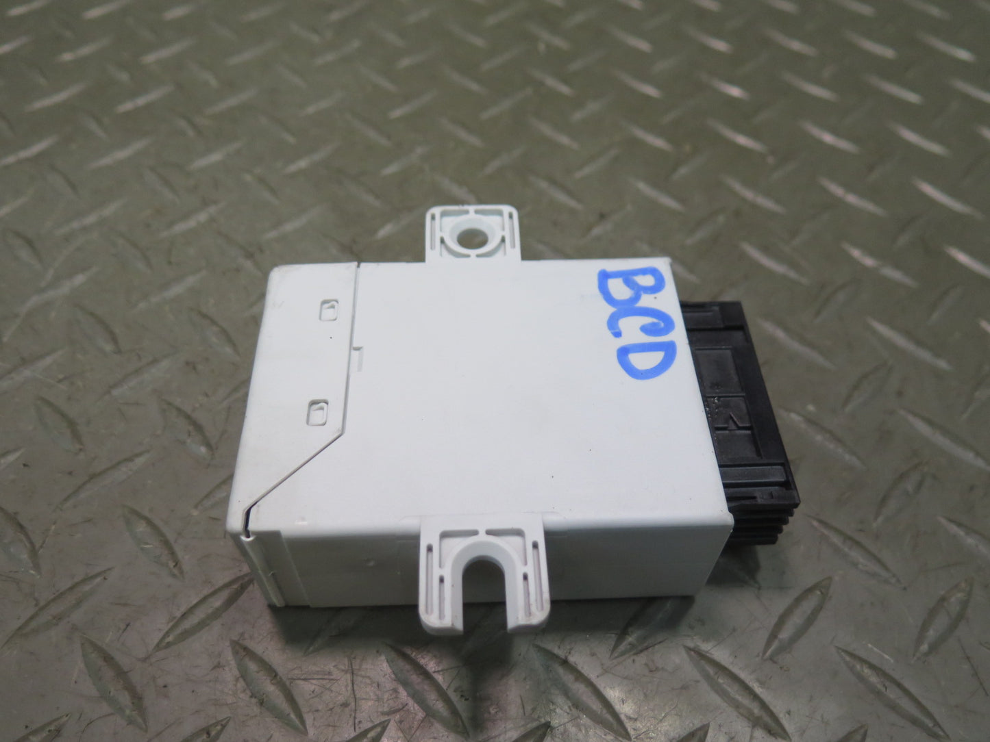 2006-2012 Bentley Flying Spur TPMS Tire Pressure Control Module Unit 3W7907273