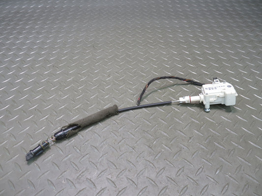 2006-2012 Bentley Flying Spur Fuel Gas Door Lock Release Actuator