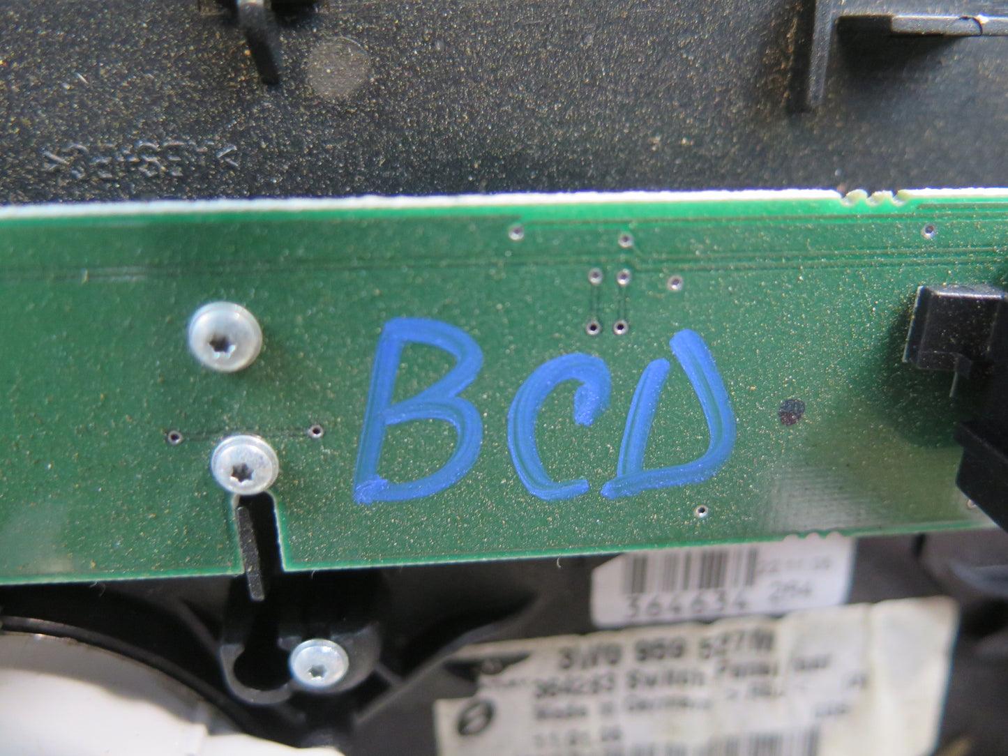 2006-2012 Bentley Flying Spur Rear Overhead Console Dome Light Lamp Switch