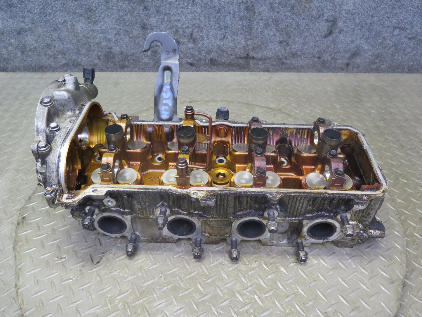 98-00 Lexus SC400 LS400 1UZFE 4.0L Left Engine Cylinder Head OEM