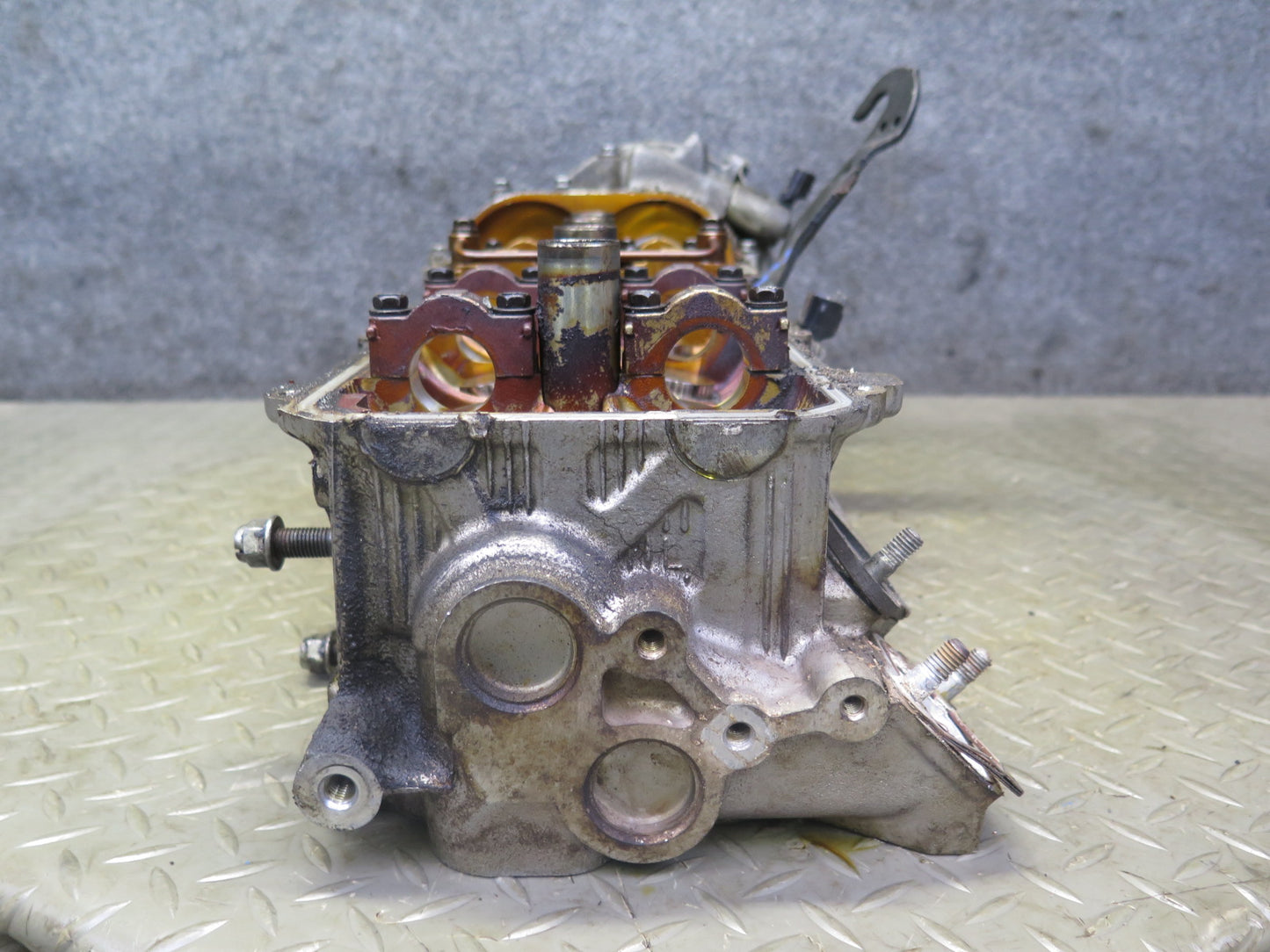 98-00 Lexus SC400 LS400 1UZFE 4.0L Left Engine Cylinder Head OEM