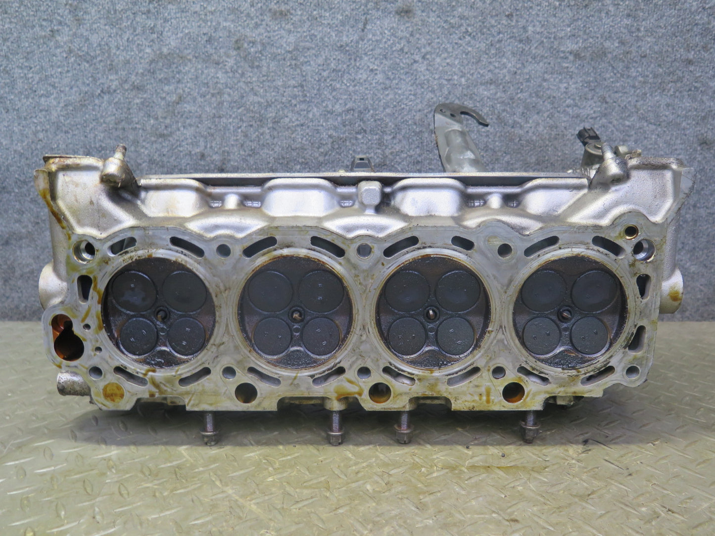 98-00 Lexus SC400 LS400 1UZFE 4.0L Left Engine Cylinder Head OEM
