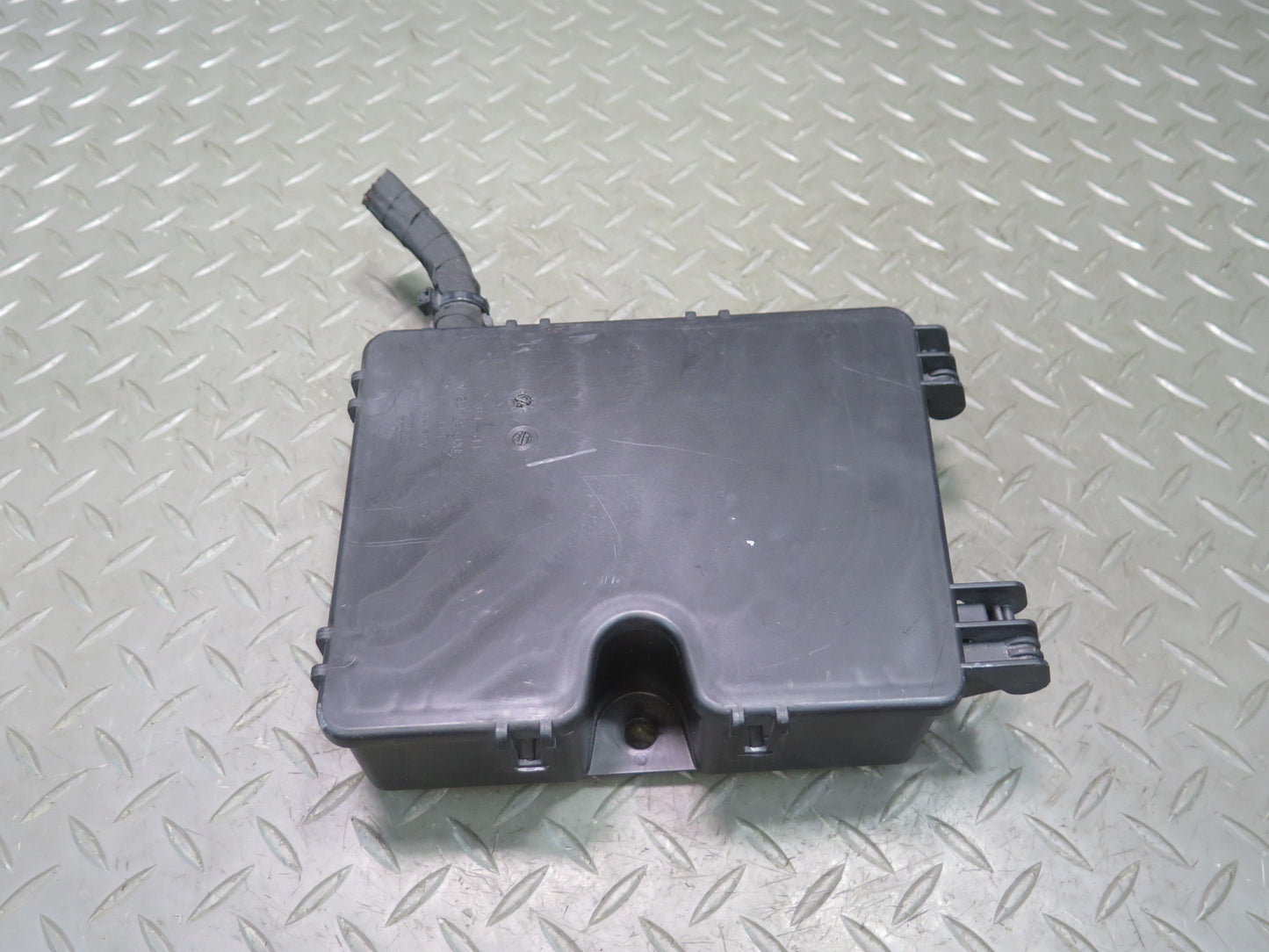 2006-2012 Bentley Flying Spur  Fuse Box Relay Junction Module Unit