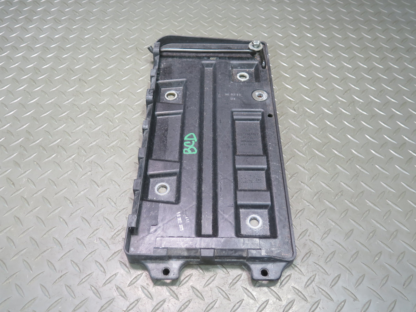 2006-2012 Bentley Flying Spur Rear Battery Tray Box Bracket Holder Plate Set