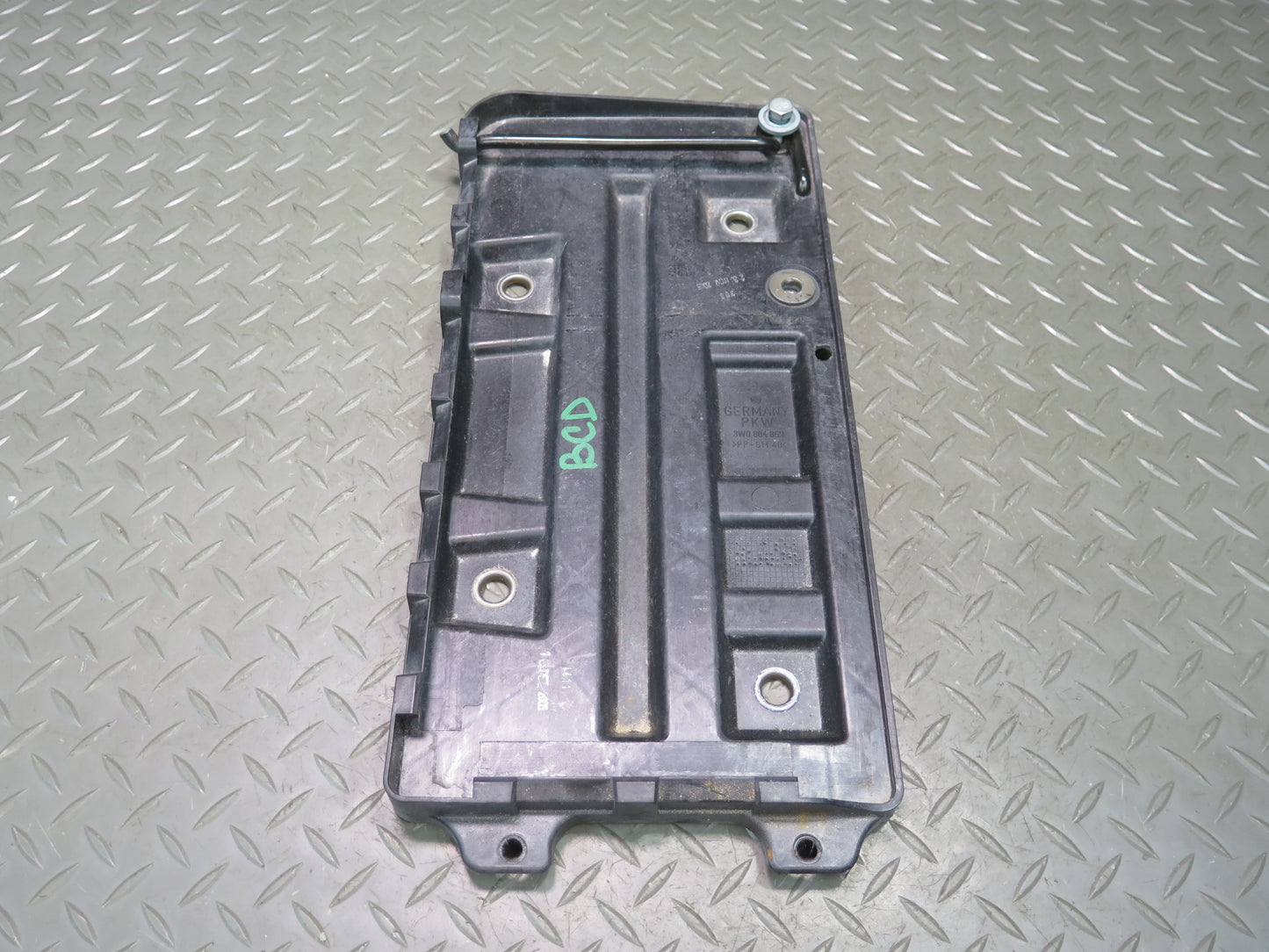 2006-2012 Bentley Flying Spur Rear Battery Tray Box Bracket Holder Plate Set