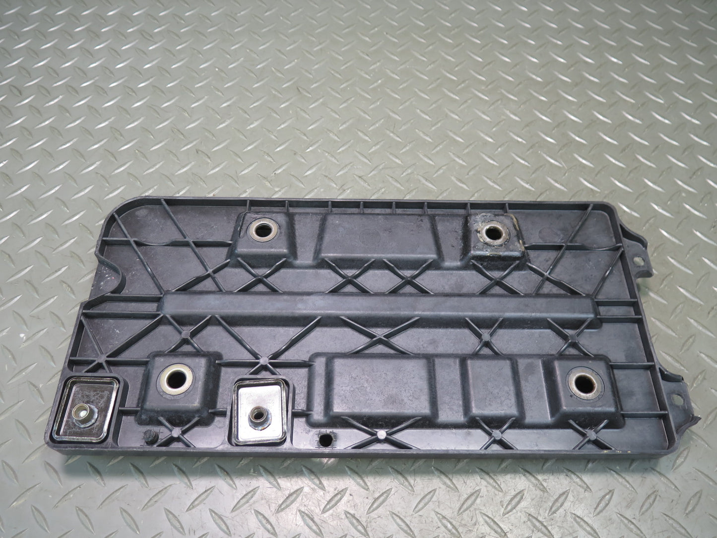 2006-2012 Bentley Flying Spur Rear Battery Tray Box Bracket Holder Plate Set