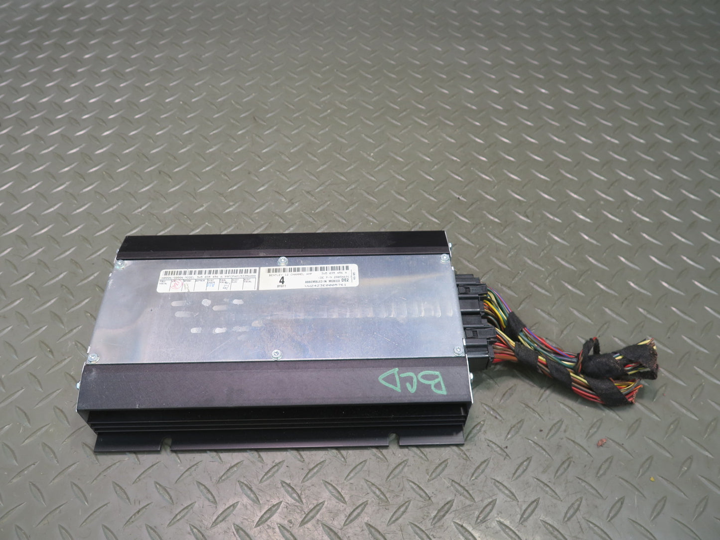 2006-2007 Bentley Flying Spur Audio Sound System Amplifier AMP 3W5035456A