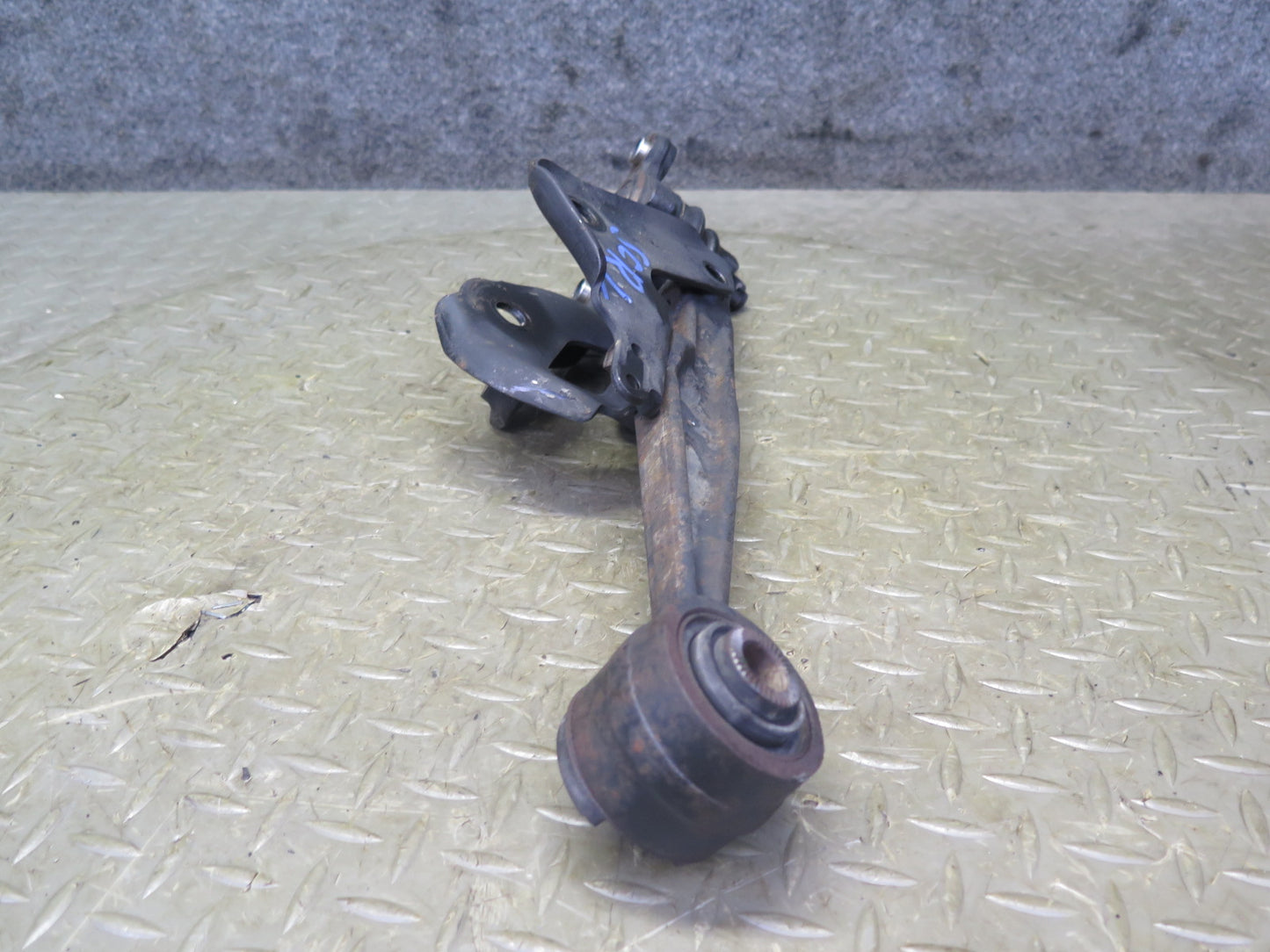 02-10 Lexus SC430 Z40 Front Left Lower & Upper Control Arm Set 126K Miles OEM