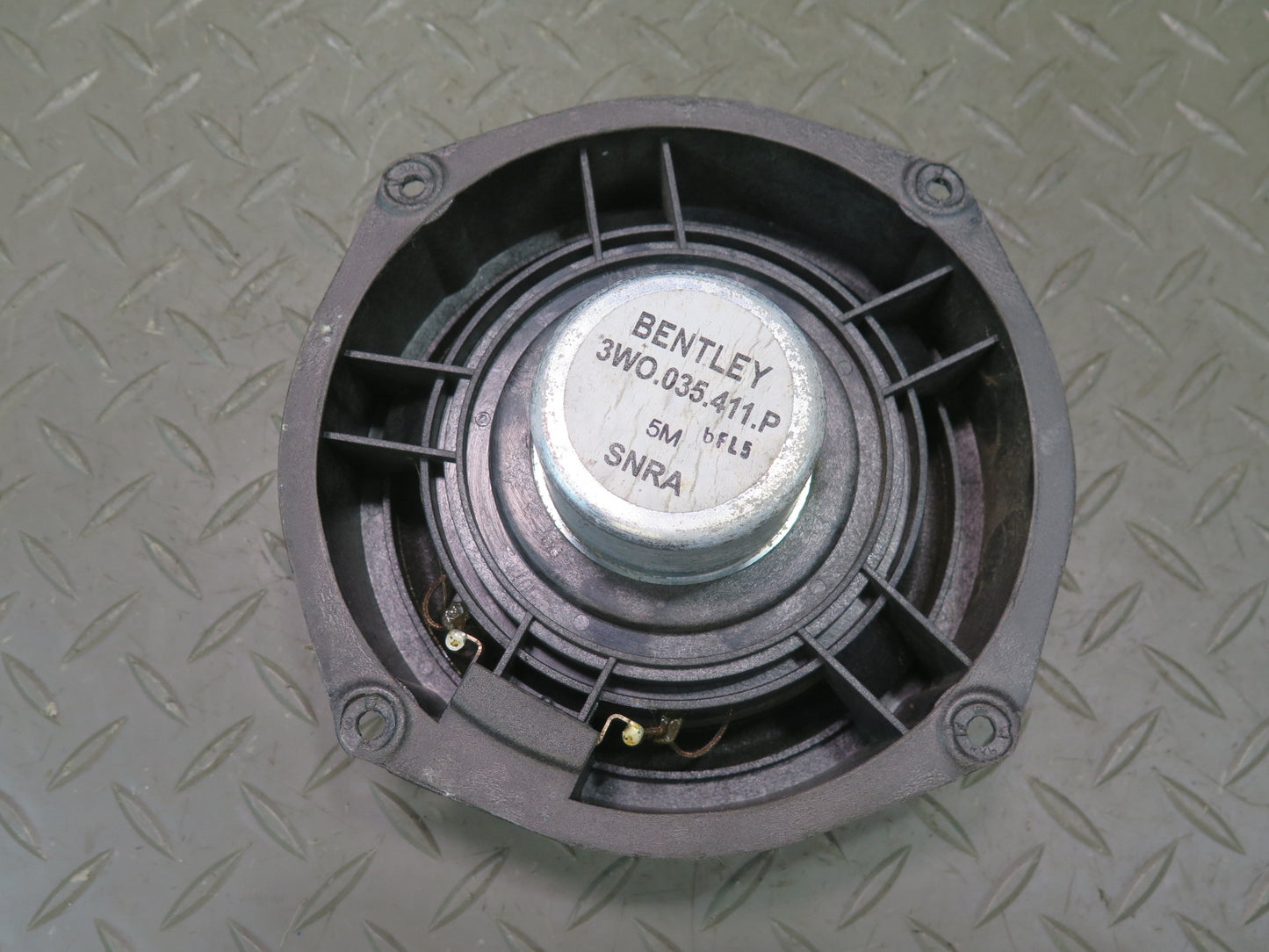 2006-2012 Bentley Flying Spur Front Left & Right Side Door Audio Speaker Set