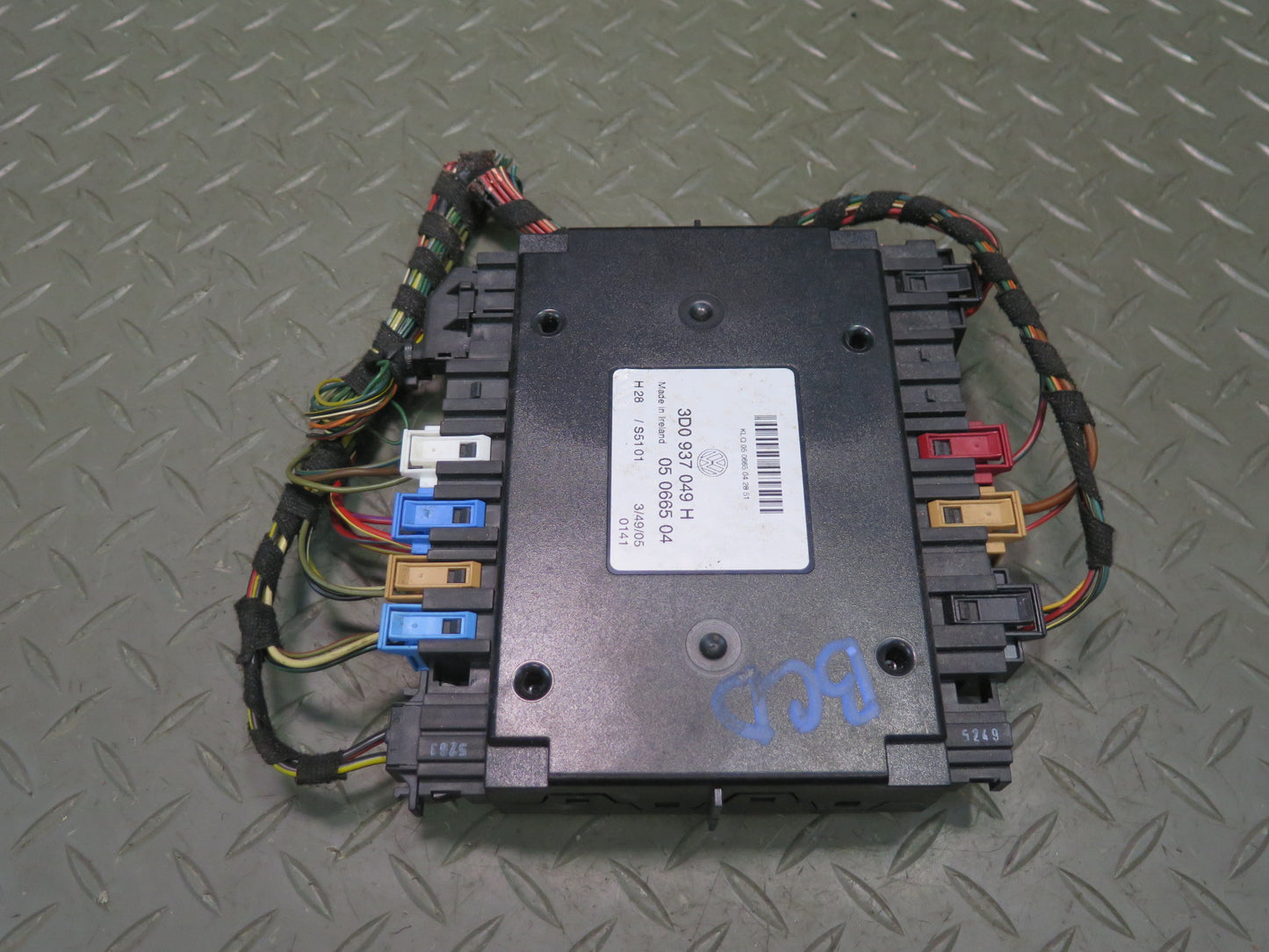 2006 Bentley Flying Spur Onboard Power Supply Control Module Unit 3D0937049H
