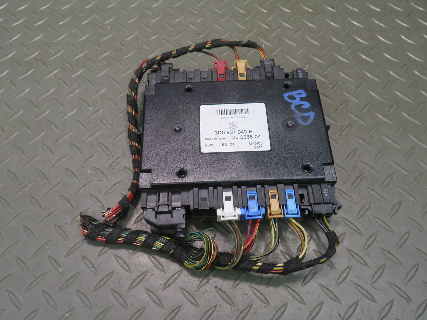 2006 Bentley Flying Spur Onboard Power Supply Control Module Unit 3D0937049H