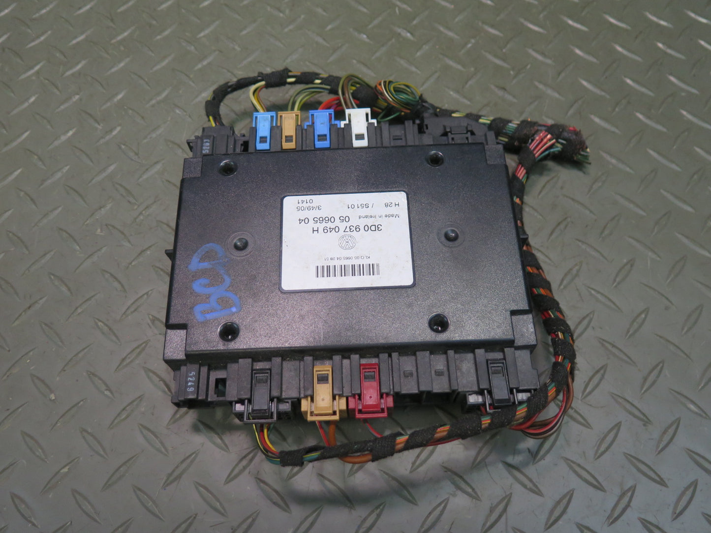 2006 Bentley Flying Spur Onboard Power Supply Control Module Unit 3D0937049H
