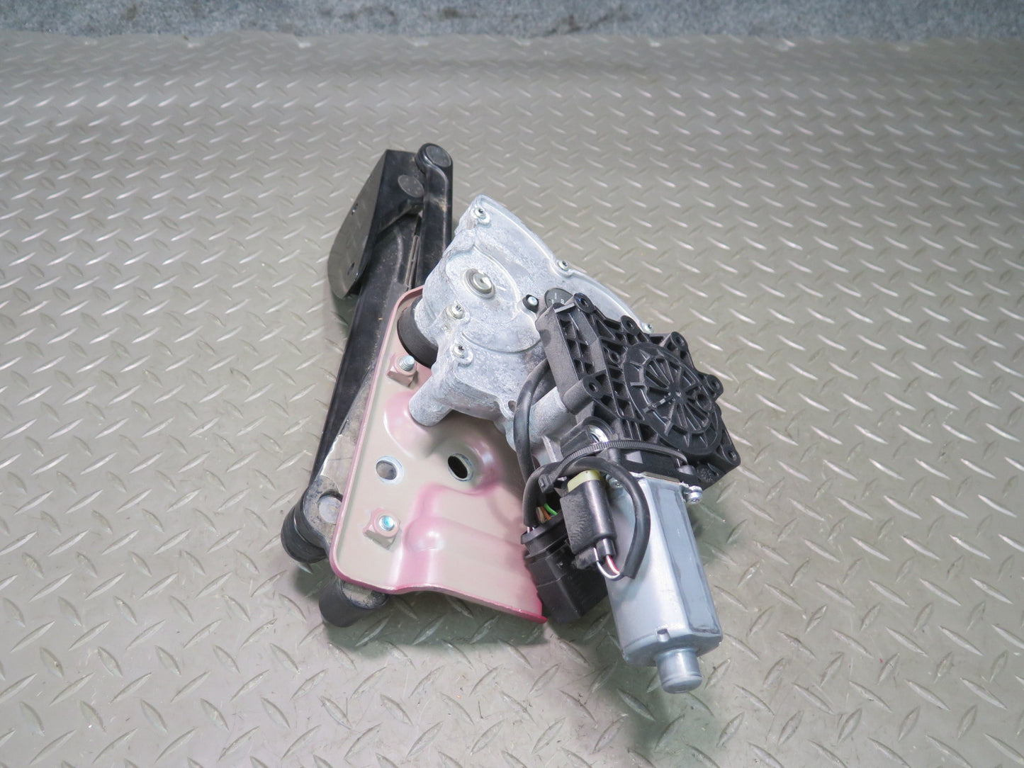 06-12 Bentley Flying Spur Rear Left Right Trunk Lid Hinge W/ Motor Actuator Set