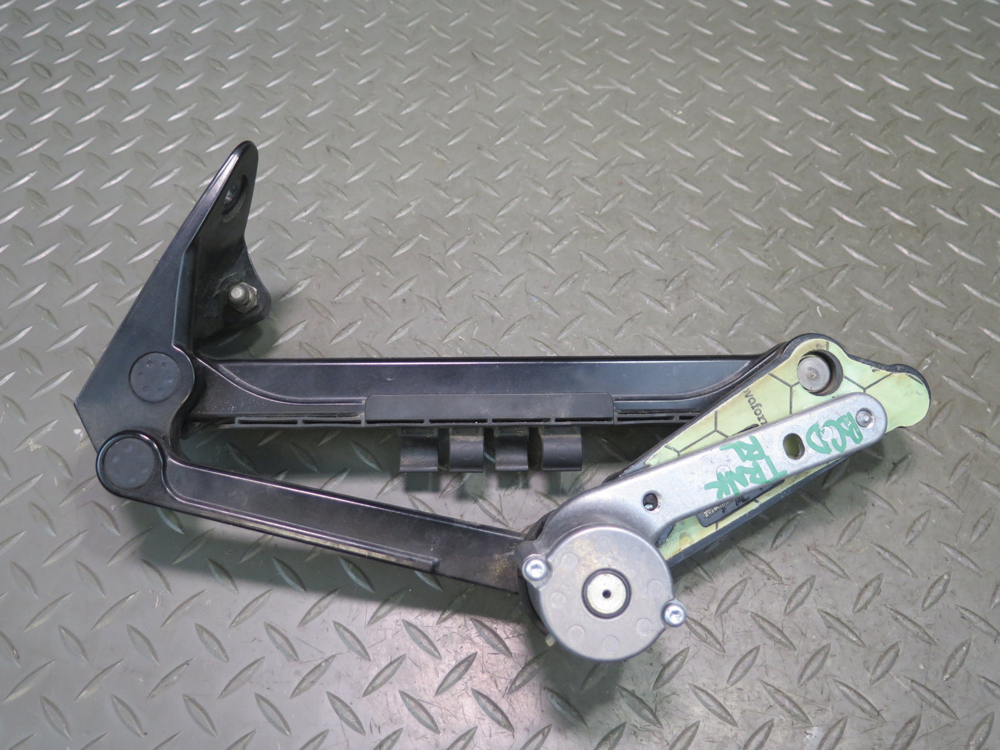 06-12 Bentley Flying Spur Rear Left Right Trunk Lid Hinge W/ Motor Actuator Set