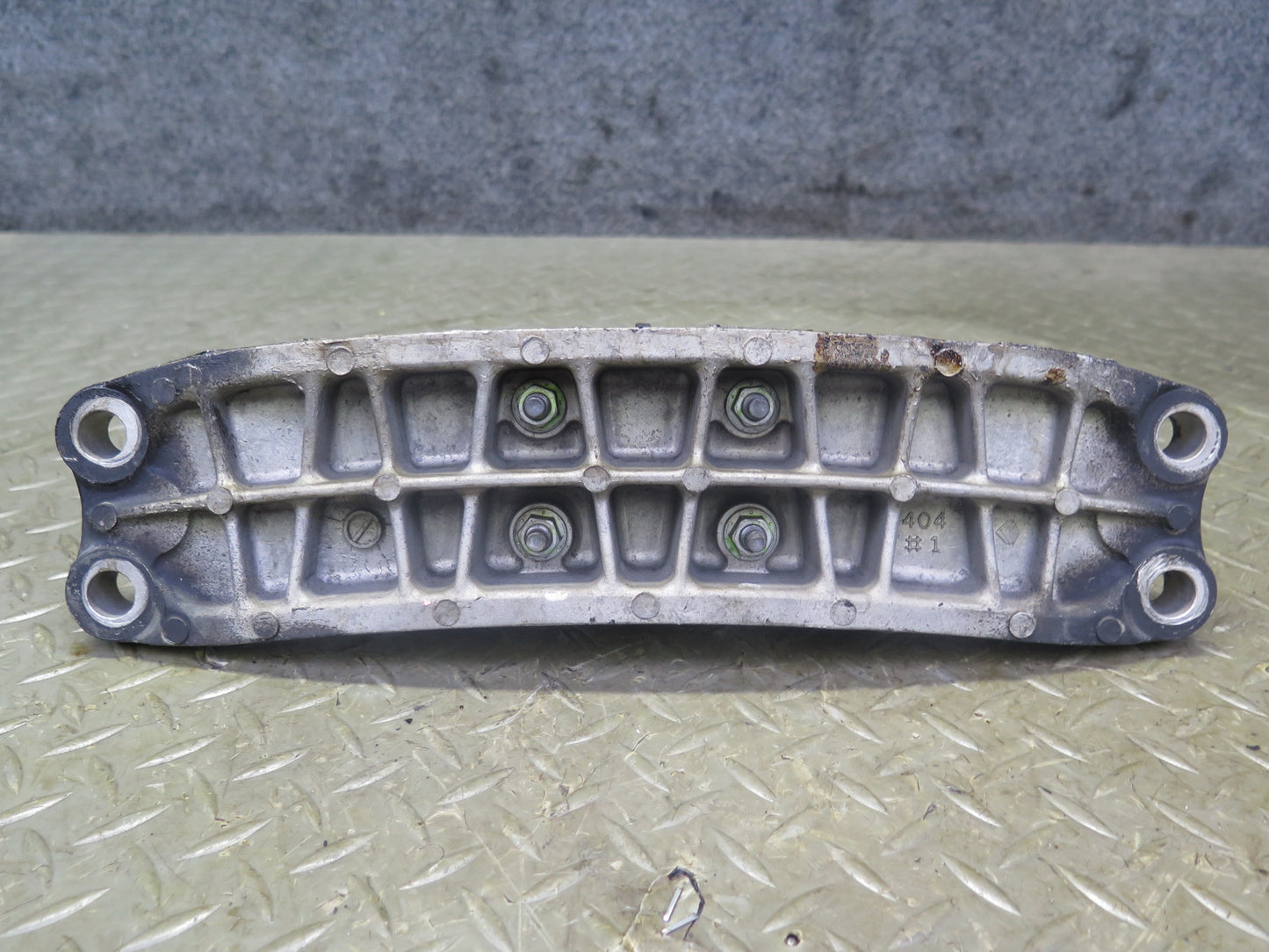 02-10 Lexus Z40 SC430 A/T Automatic Transmission Mount Bracket Support 126K OEM