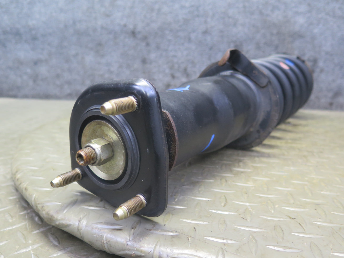 02-04 Lexus Z40 SC430 Rear Left Suspension Strut Shock Absorber 126K Miles OEM