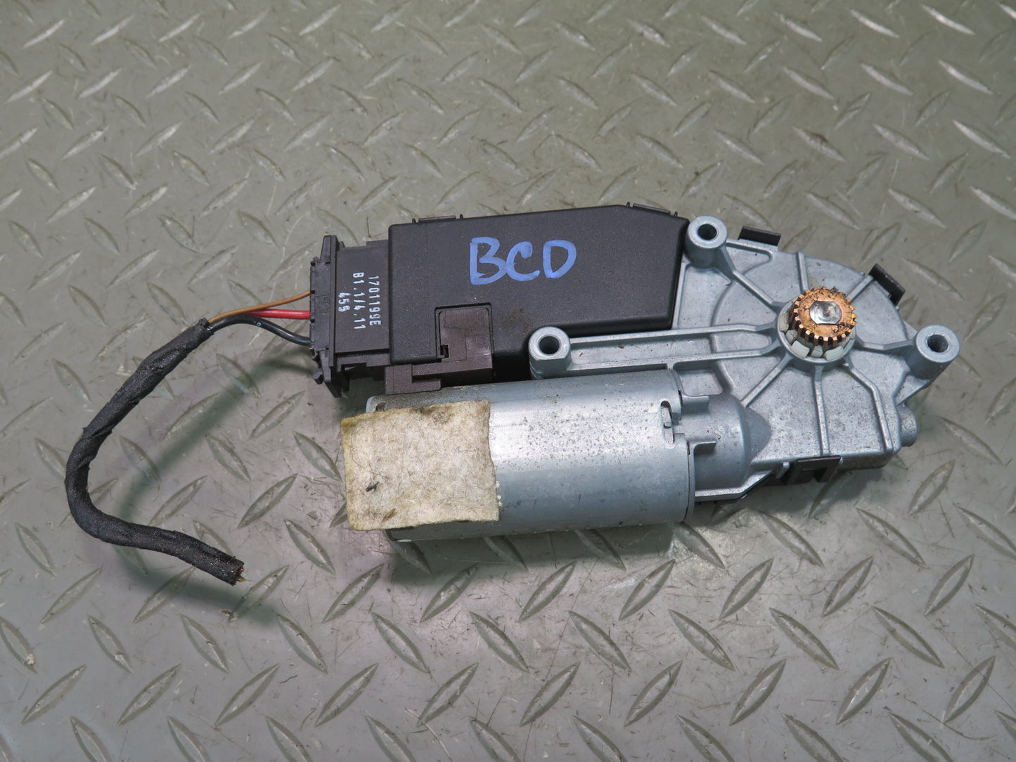 2006-2012 Bentley Flying Spur Front Right Sunroof Moon Roof Shade Power Motor