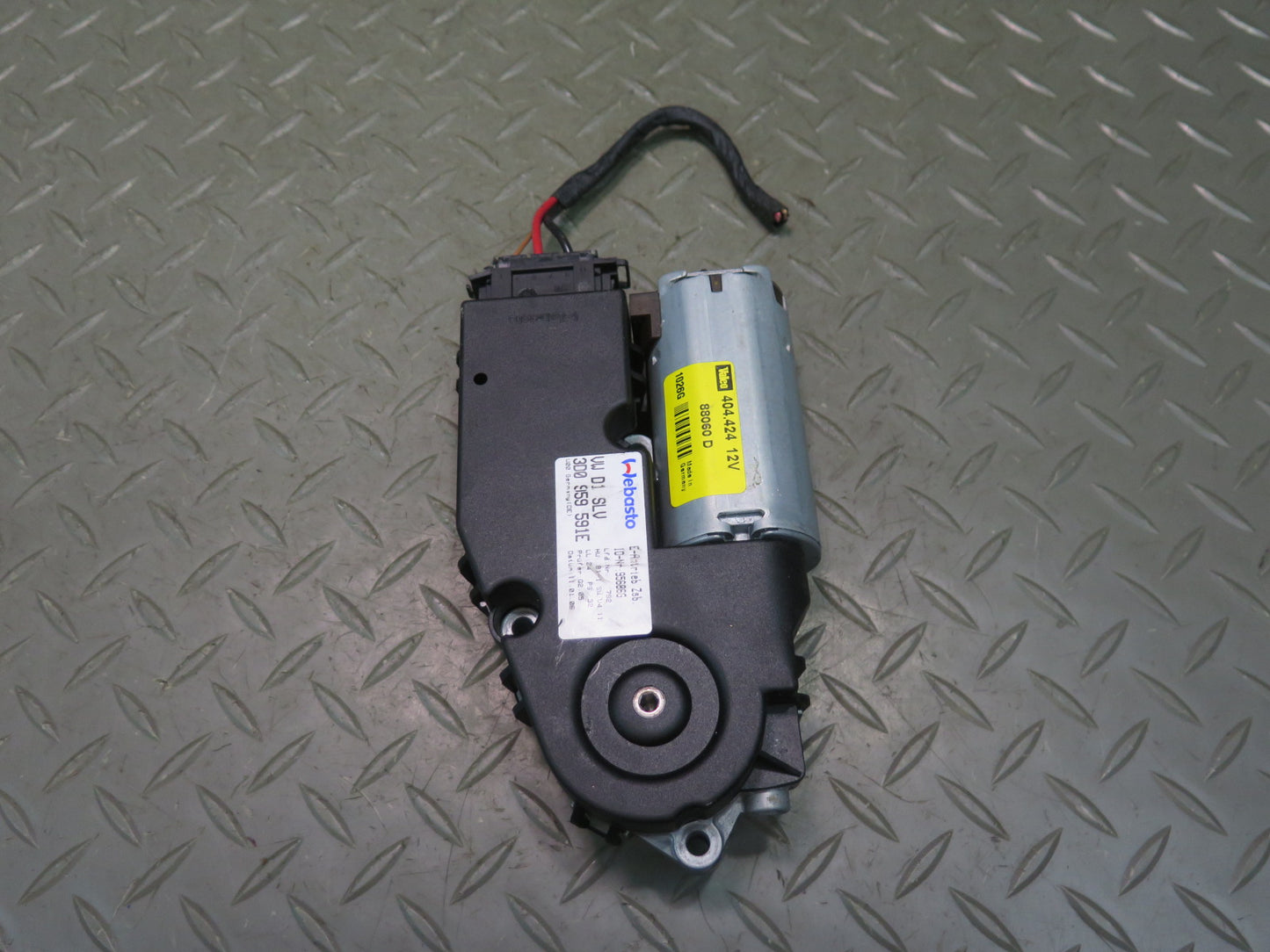 2006-2012 Bentley Flying Spur Front Right Sunroof Moon Roof Shade Power Motor