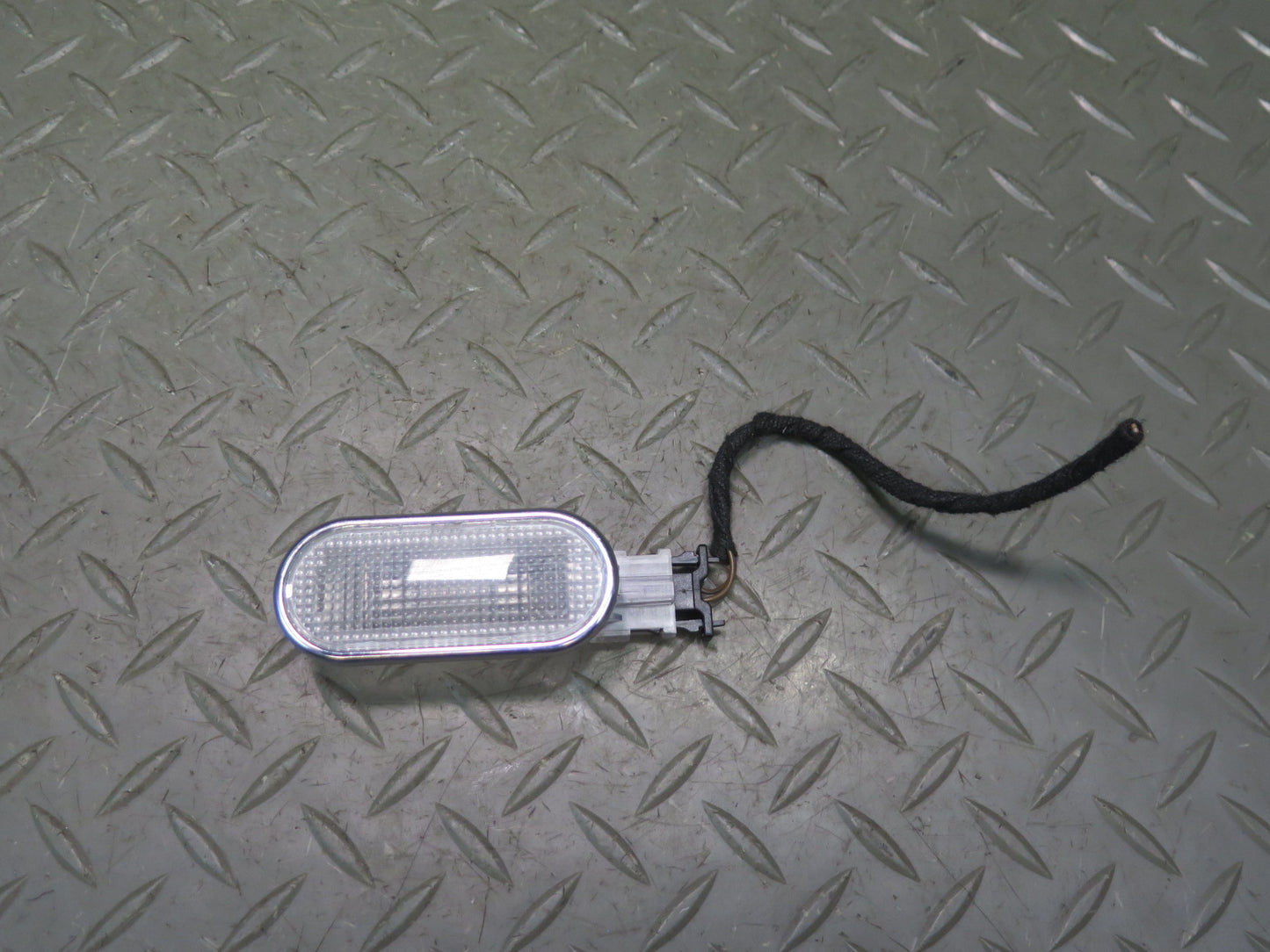 2006-2012 Bentley Flying Spur Front Left & Right Sunvisor Vanity Light Lamp Set