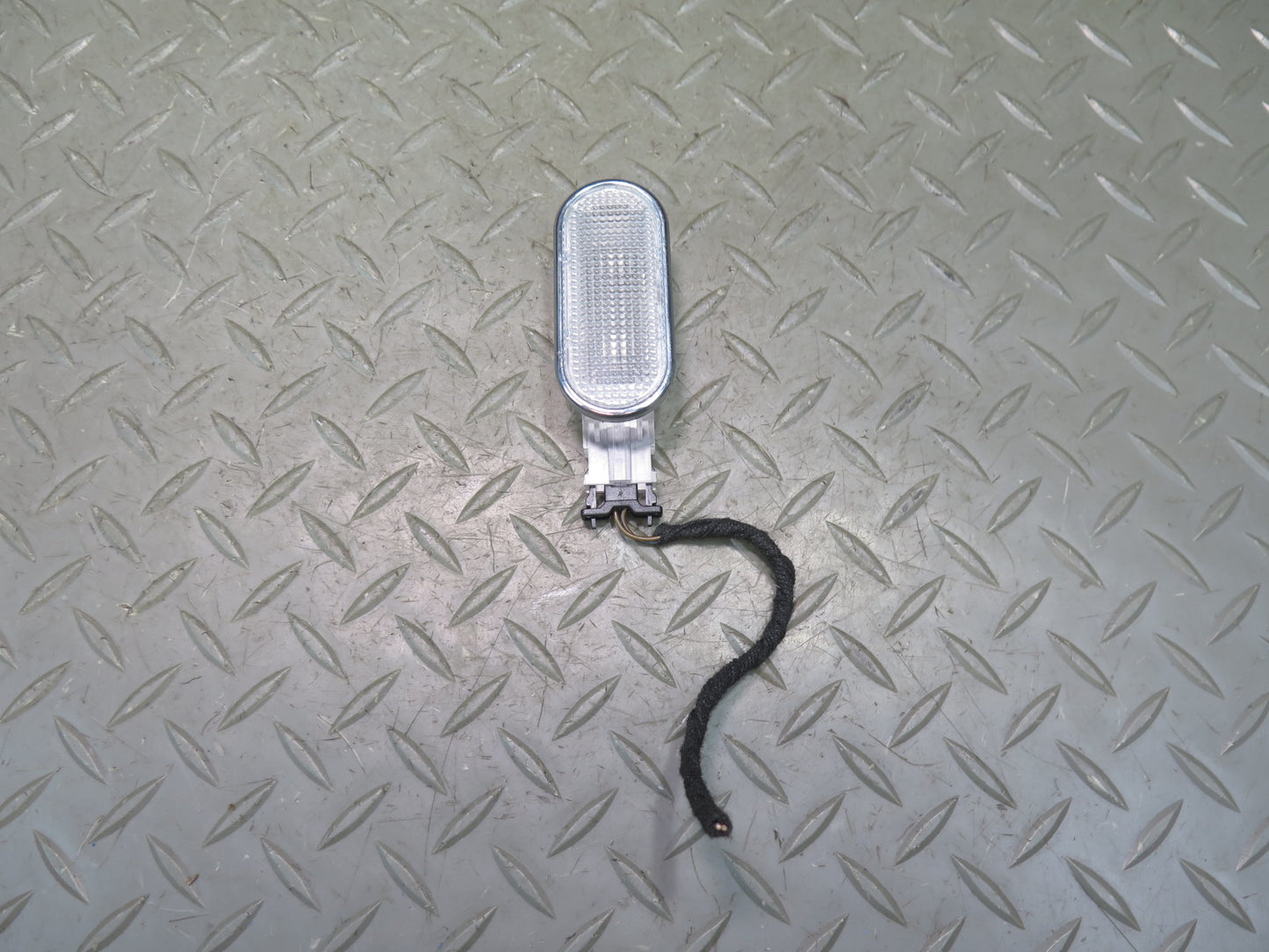 2006-2012 Bentley Flying Spur Front Left & Right Sunvisor Vanity Light Lamp Set