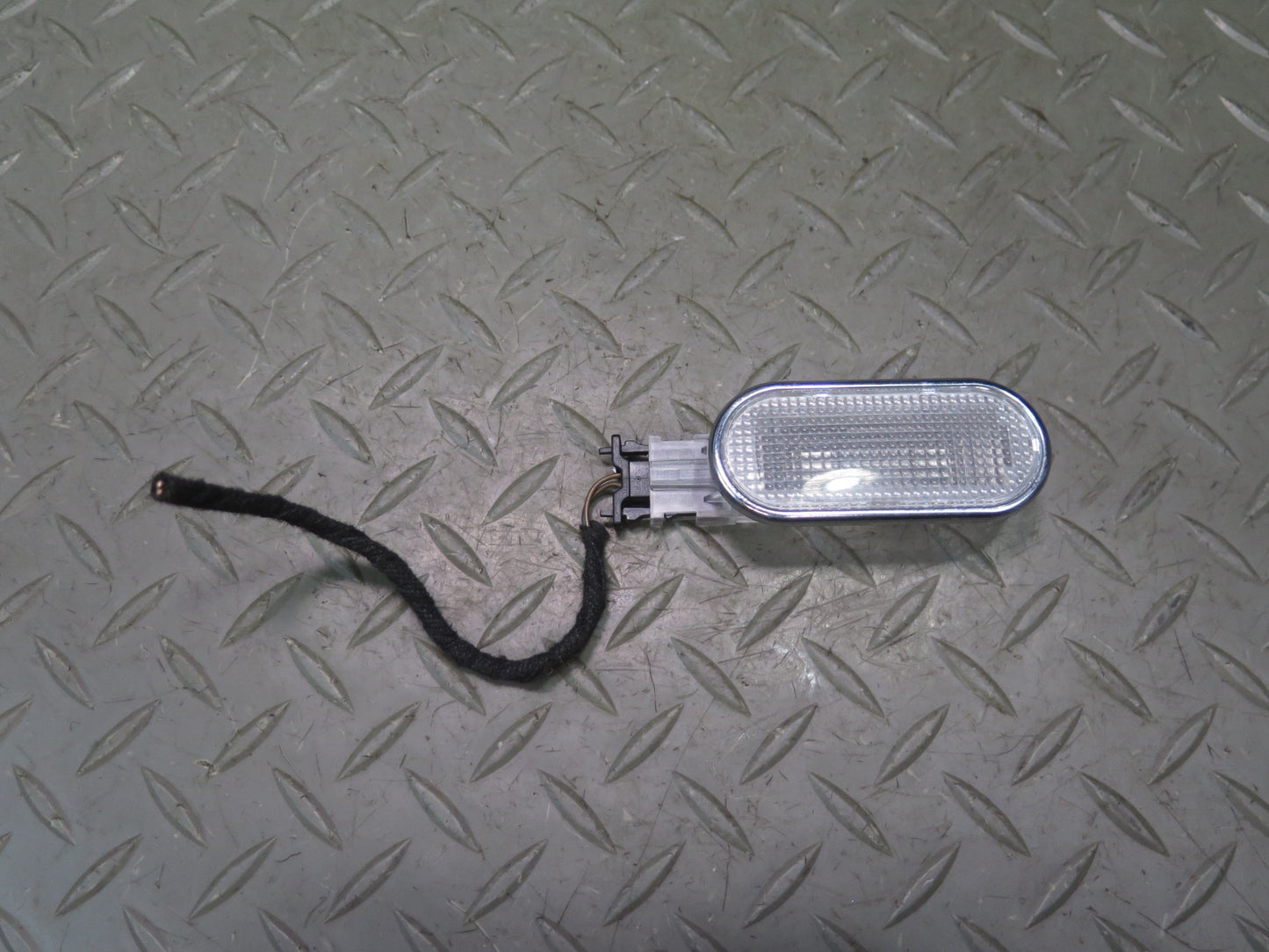 2006-2012 Bentley Flying Spur Front Left & Right Sunvisor Vanity Light Lamp Set