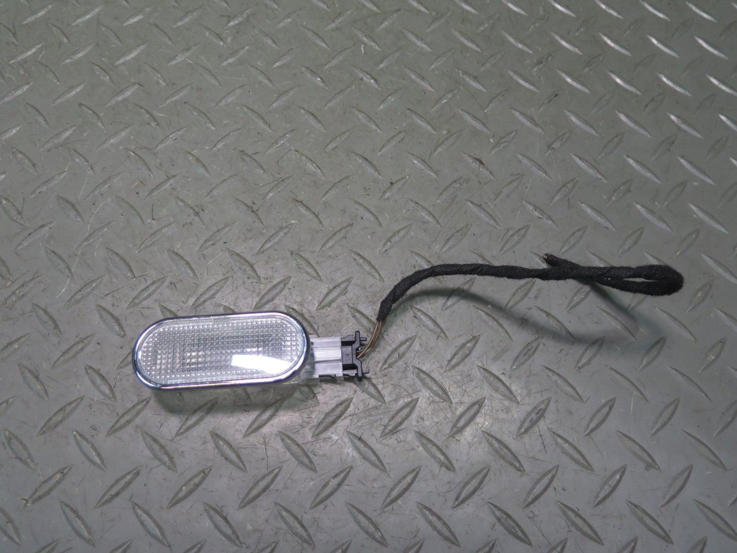 2006-2012 Bentley Flying Spur Front Left & Right Sunvisor Vanity Light Lamp Set