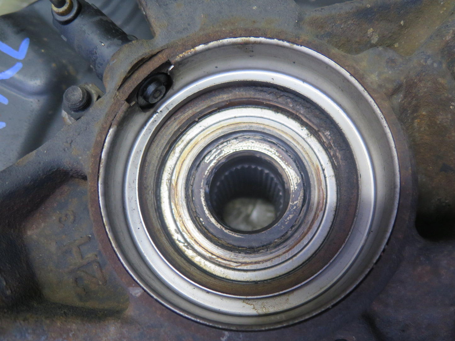 02-10 Lexus SC430 Rear Left Spindle Knuckle Wheel Hub Bearing 126K Miles OEM
