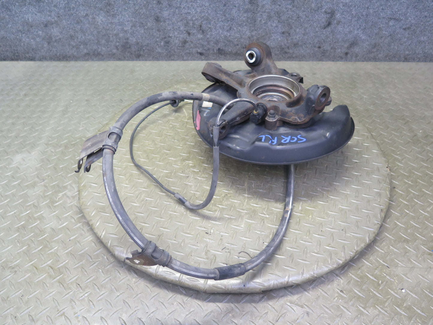 02-10 Lexus SC430 Rear Left Spindle Knuckle Wheel Hub Bearing 126K Miles OEM