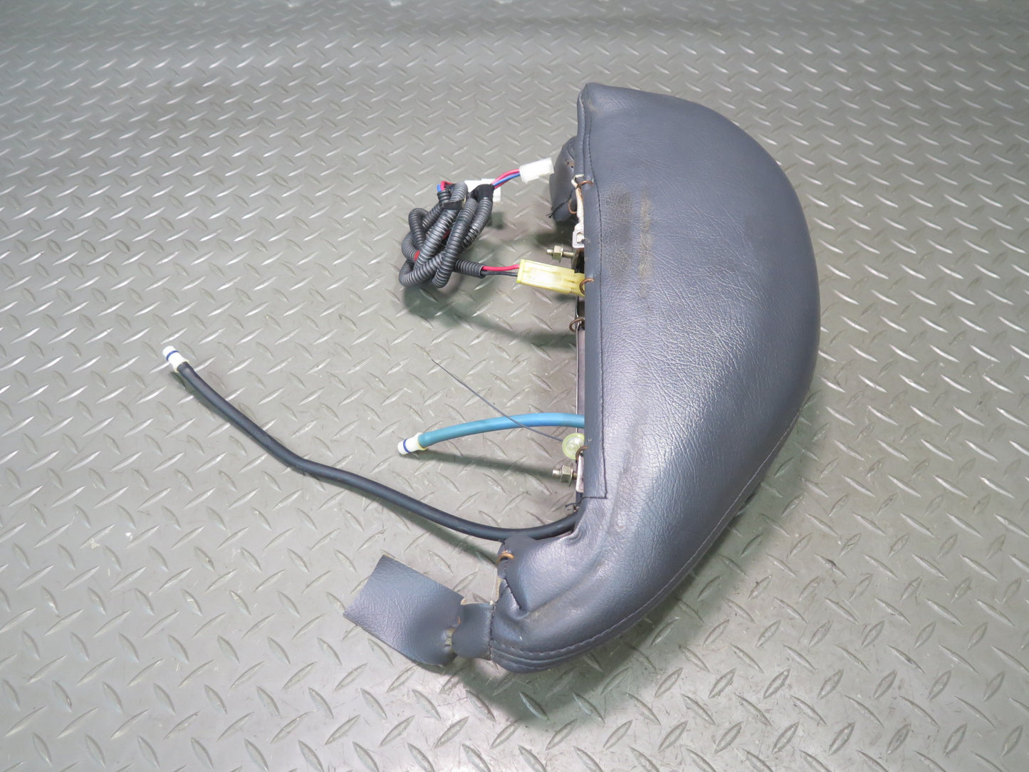 86-89 Nissan 300ZX Z31 2+0 Front Left Seat Upper Left Side Cushion Black OEM