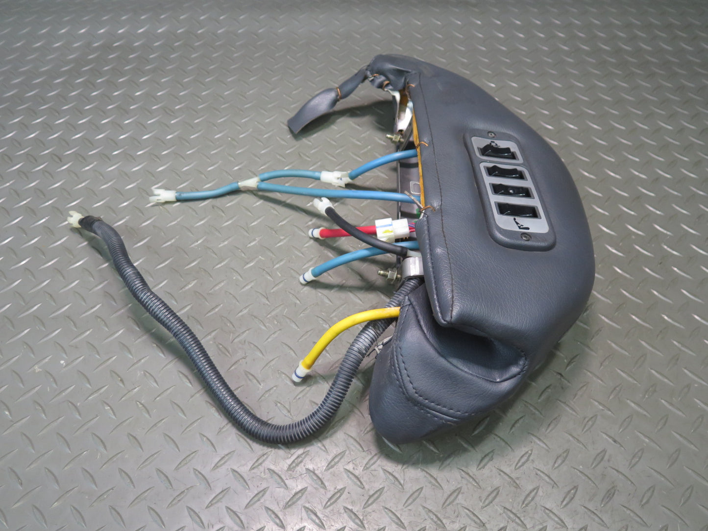 86-89 Nissan 300ZX Z31 2+0 Left Seat Upper Right Side Cushion Memory Switch OEM