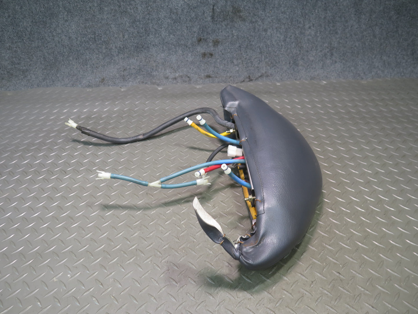86-89 Nissan 300ZX Z31 2+0 Left Seat Upper Right Side Cushion Memory Switch OEM