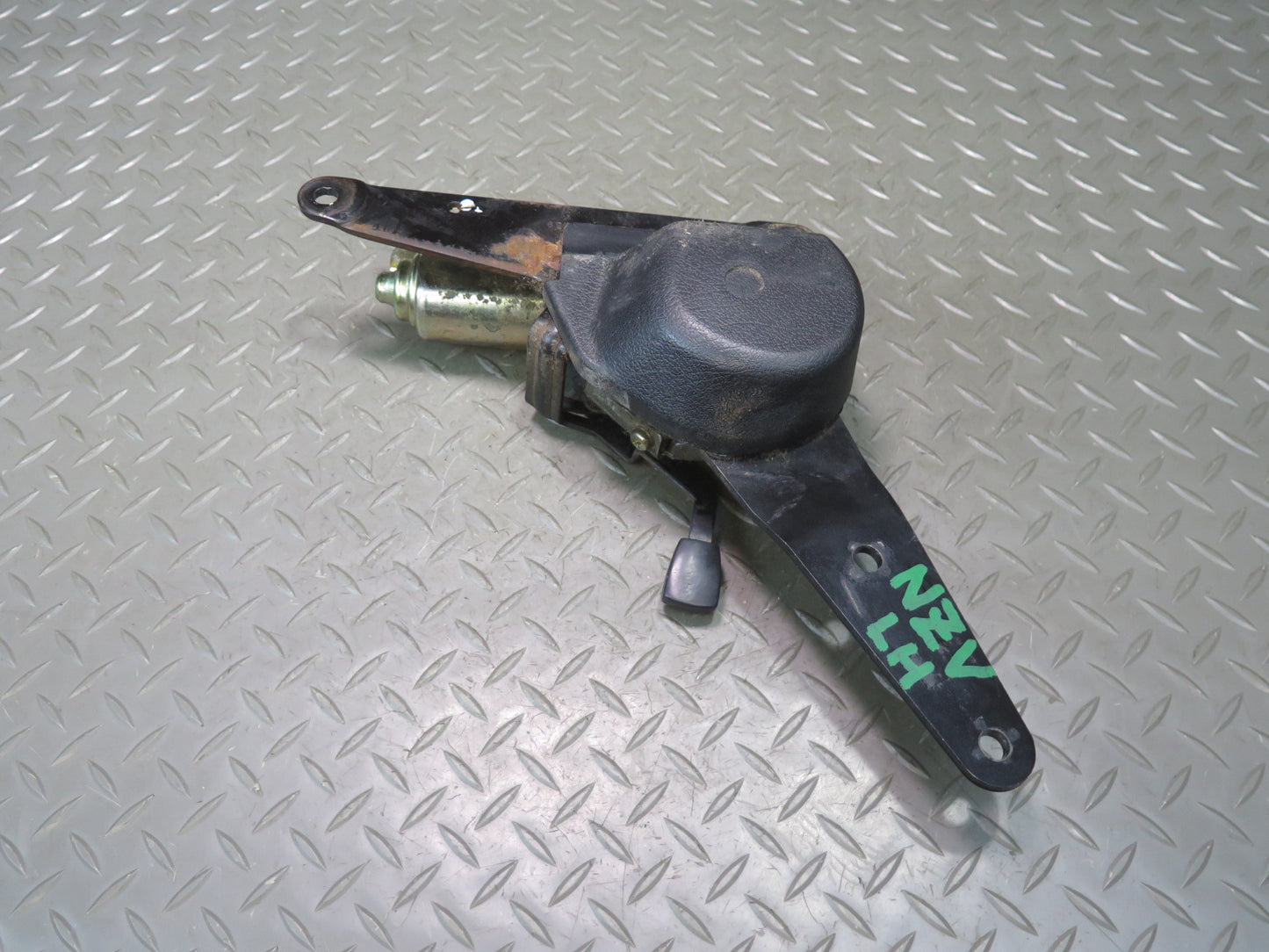 86-89 Nissan Z31 300ZX 2+0 Front Left Seat Adjust Control Motor w Trim OEM