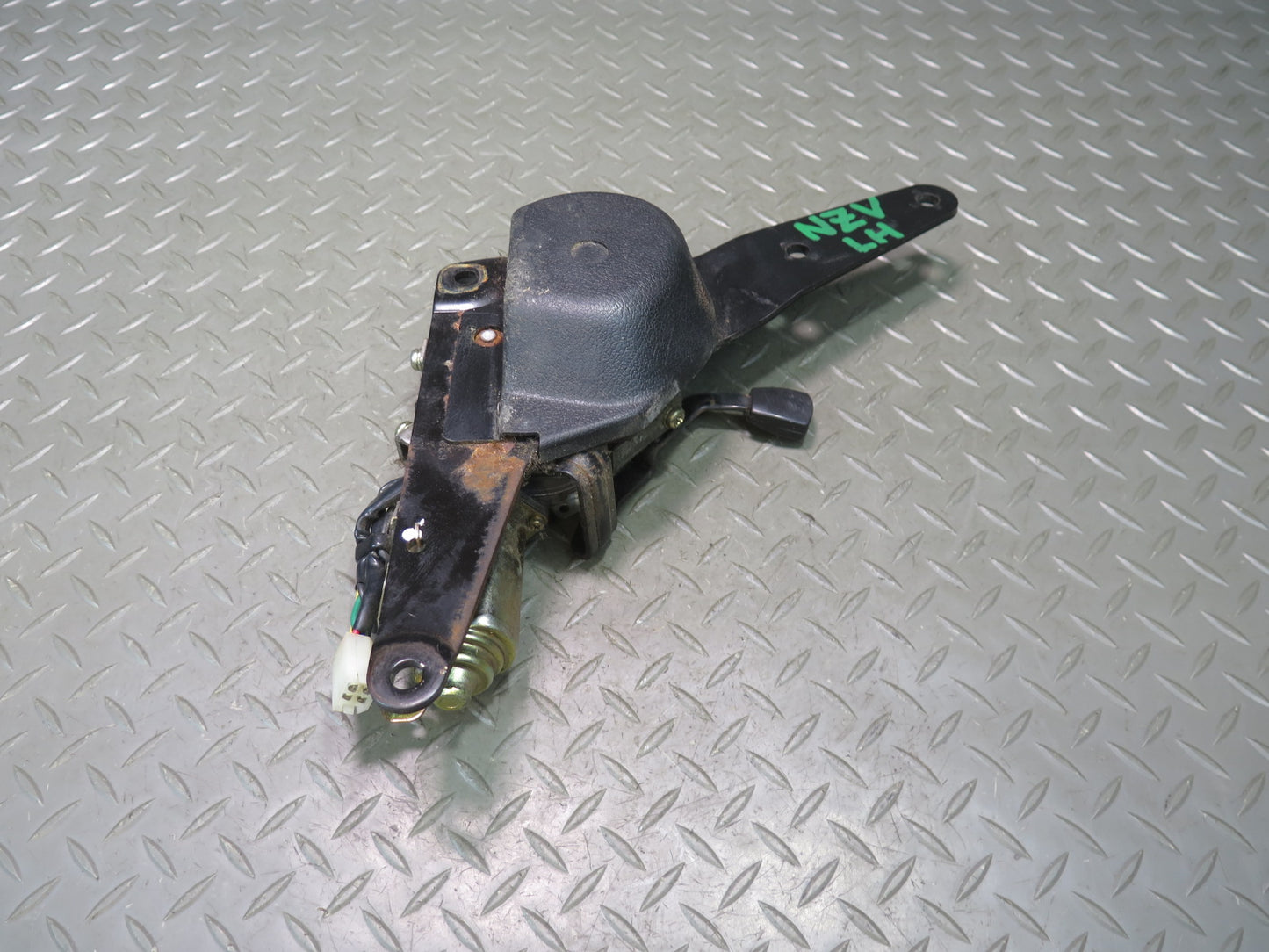 86-89 Nissan Z31 300ZX 2+0 Front Left Seat Adjust Control Motor w Trim OEM