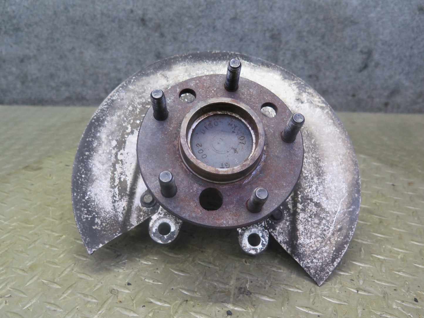 1984 Chevrolet Corvette C4 Front Right Spindle Knuckle Wheel Hub Bearing OEM