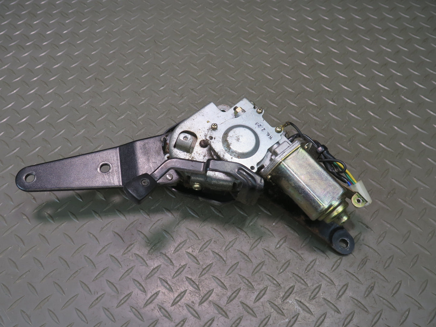 86-89 Nissan Z31 300ZX 2+0 Front Left Seat Adjust Control Motor w Trim OEM