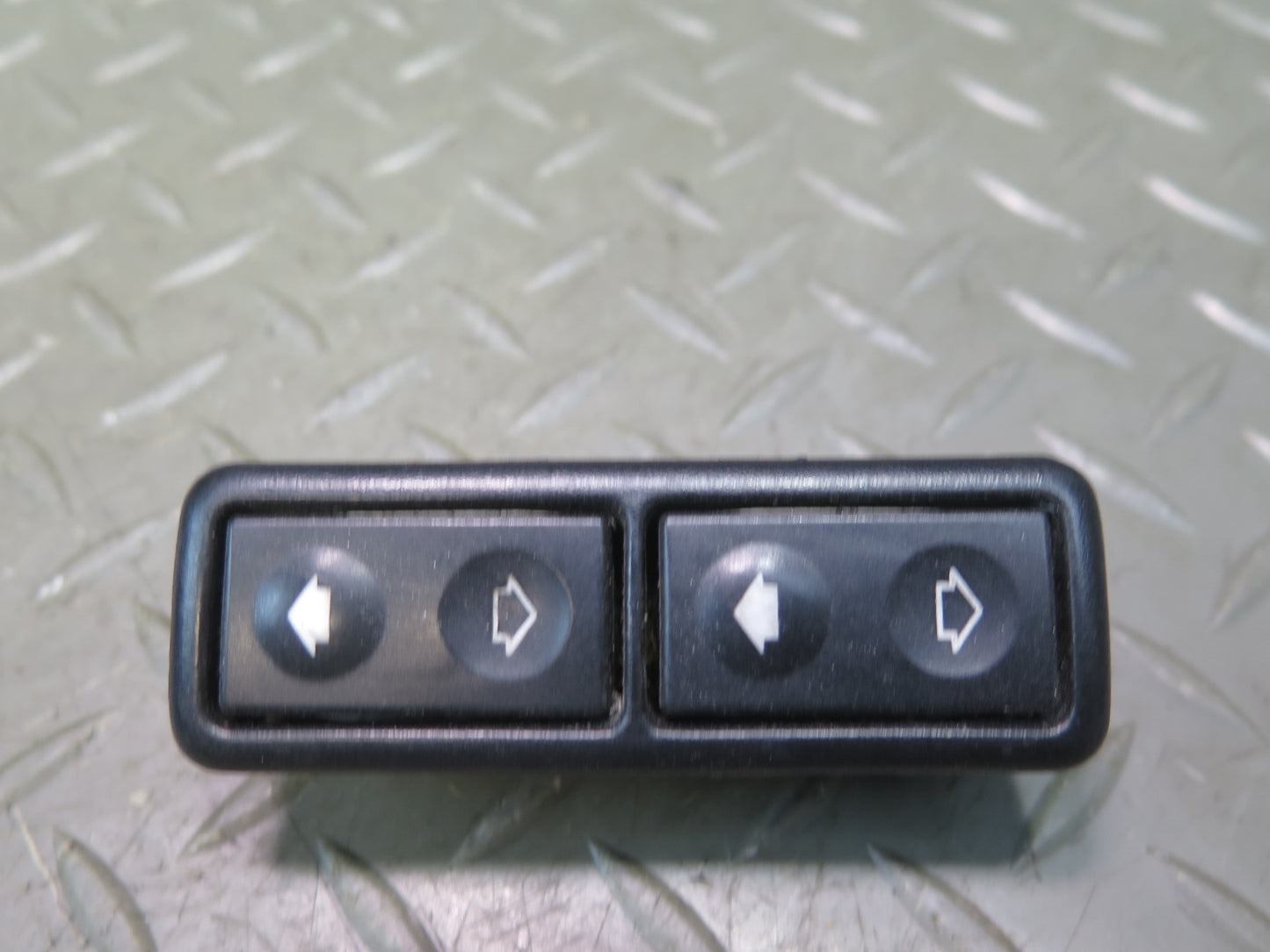 96-99 BMW E36 328ic Convertible Set of 2 Right & Left Power Window Switch OEM
