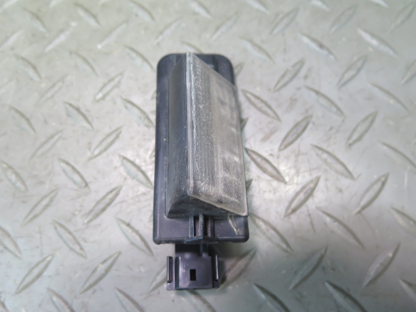 96-99 BMW E36 328iC Set of 2 Rear Left & Right License Light Lamp OEM