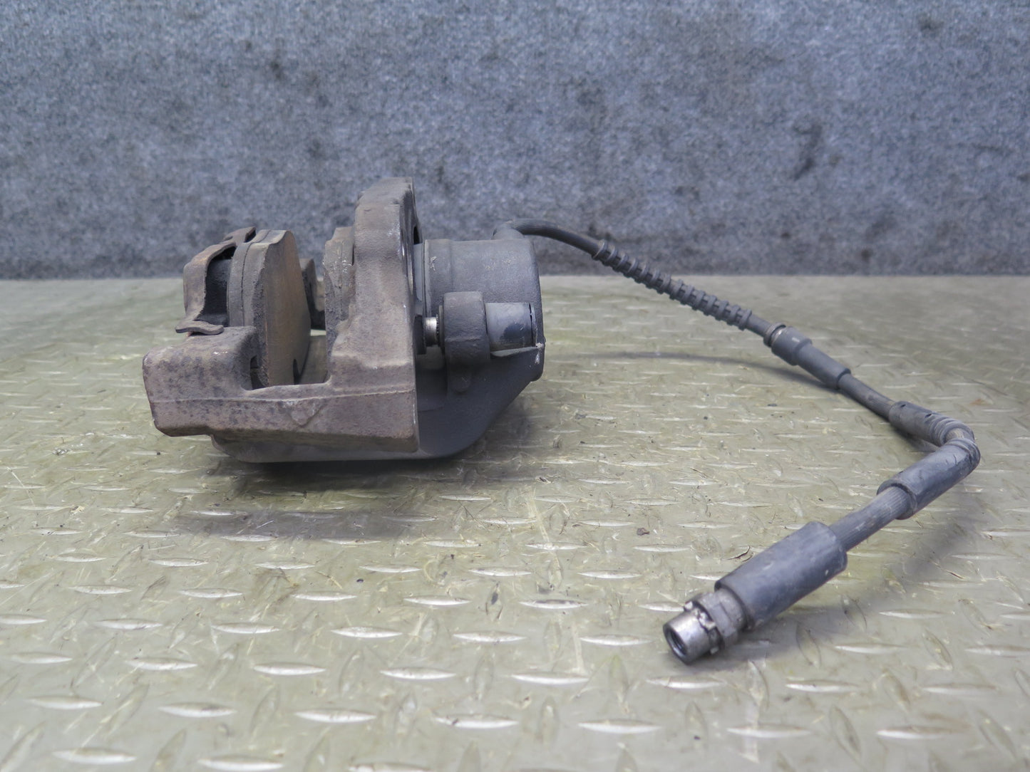 2014-2018 BMW F15 X5 AWD Front Right Brake Caliper