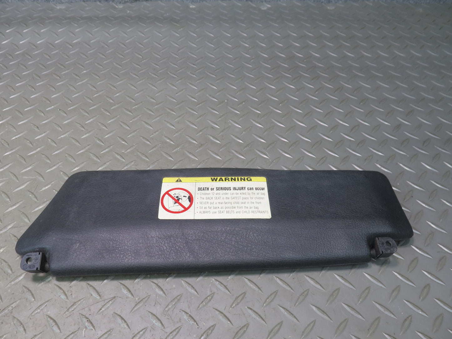 96-99 BMW E36 328ic Convertible Set of 2 Front Left & Right Sun Visor Black OEM